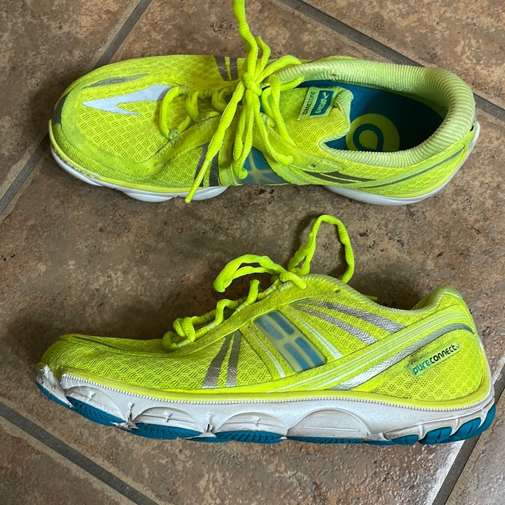 Women’s Brooks Pure Connect 3 running shoes